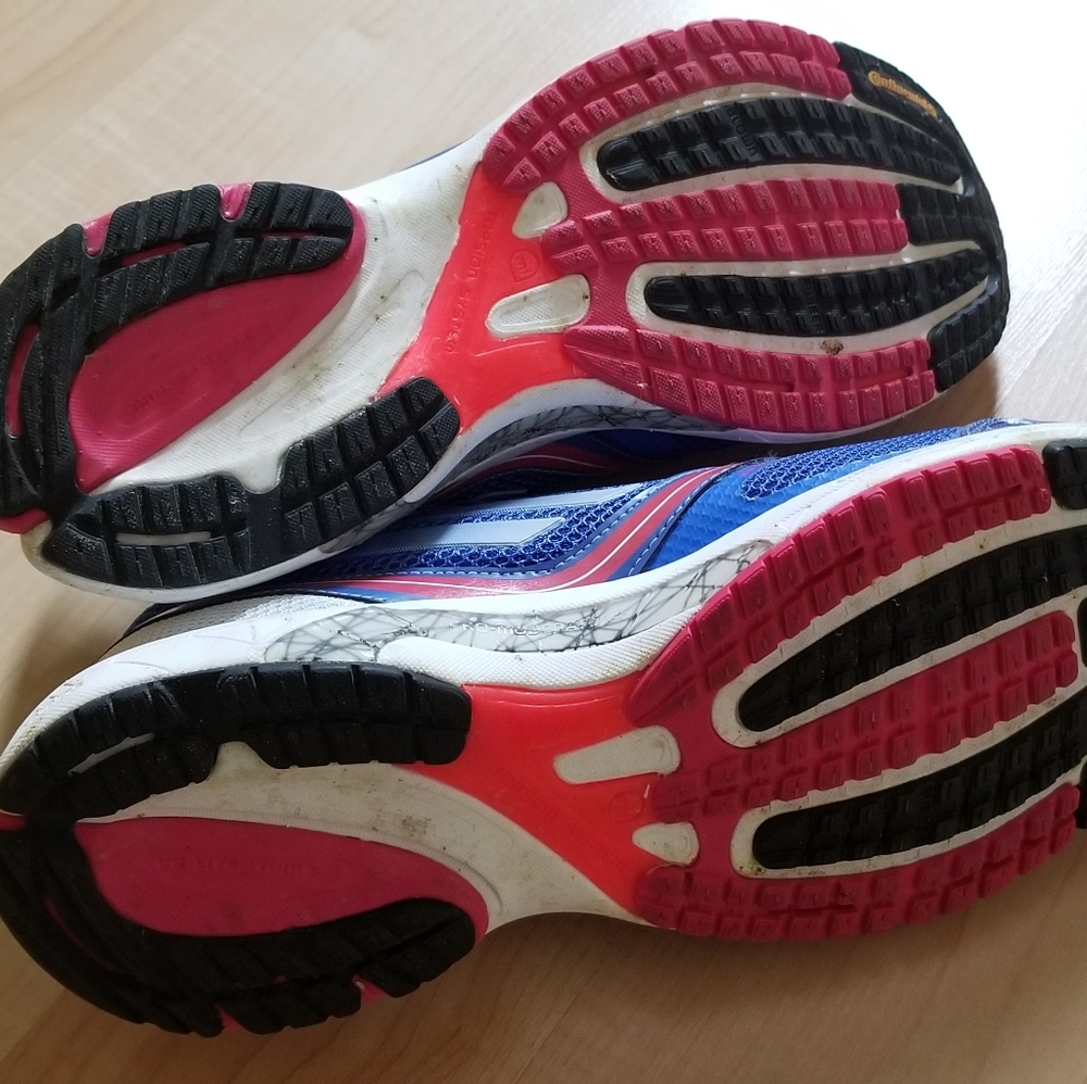 Addidas running shoes - Picture 2 of 4